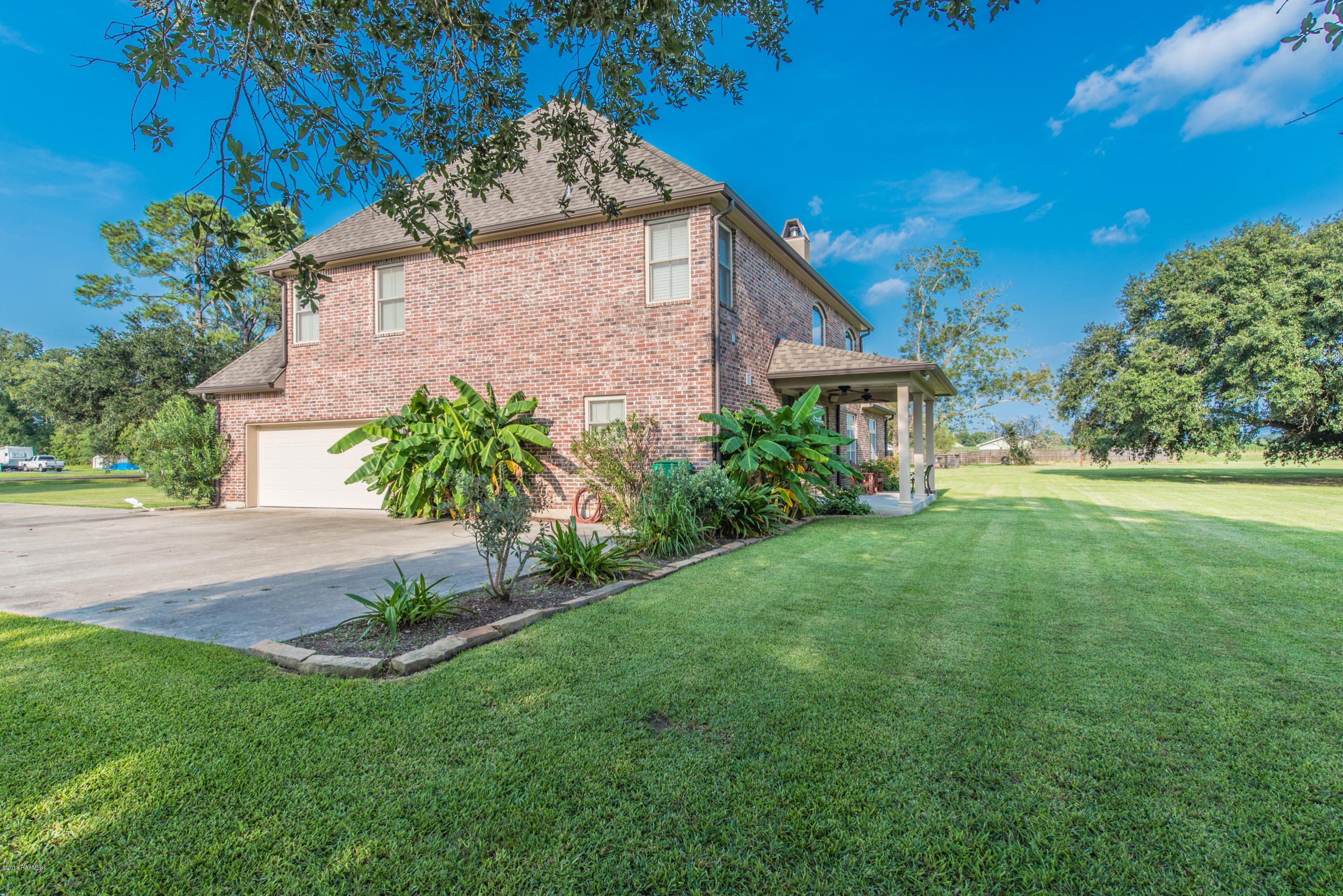 1192 Guidry Road Breaux Bridge, LA 70517 - Photo 6 of 47 Gallery Image 6