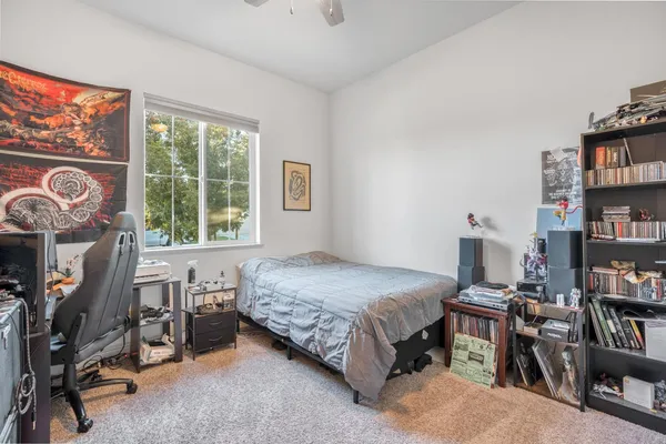 $685,999 | 4245 Fairmont Avenue, Clovis, CA 93619