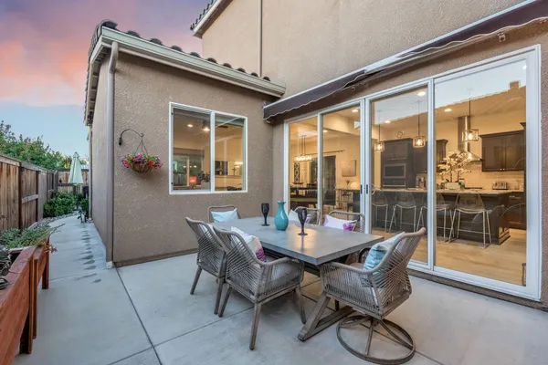 $685,999 | 4245 Fairmont Avenue, Clovis, CA 93619