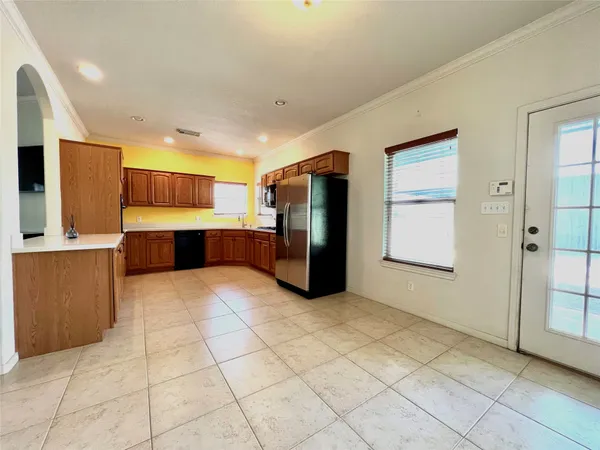 $3,000 | 4212 County Road 182, Alvin, TX 77511