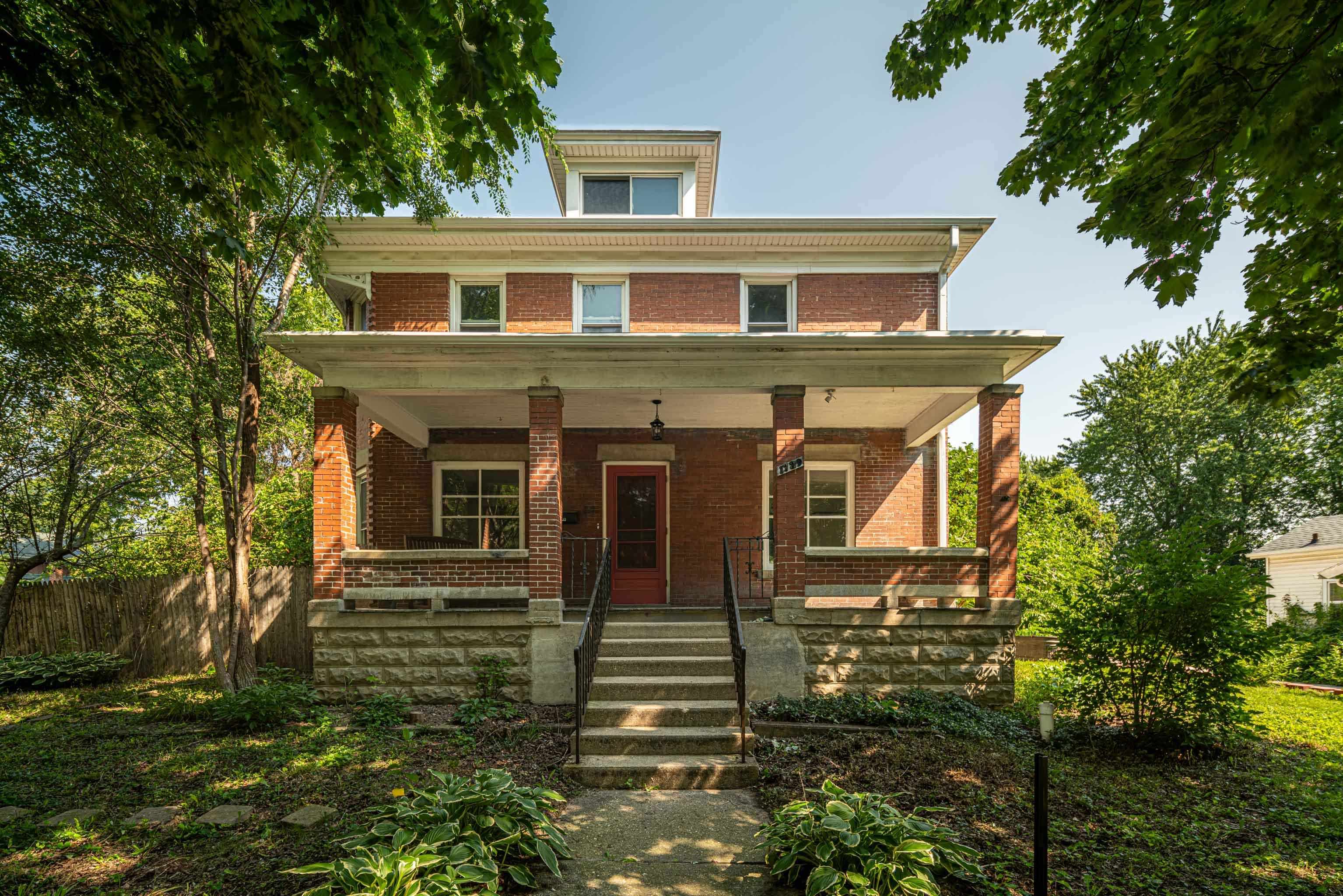 1729 16th Street Monroe, WI 53566 - Photo 1 of 56