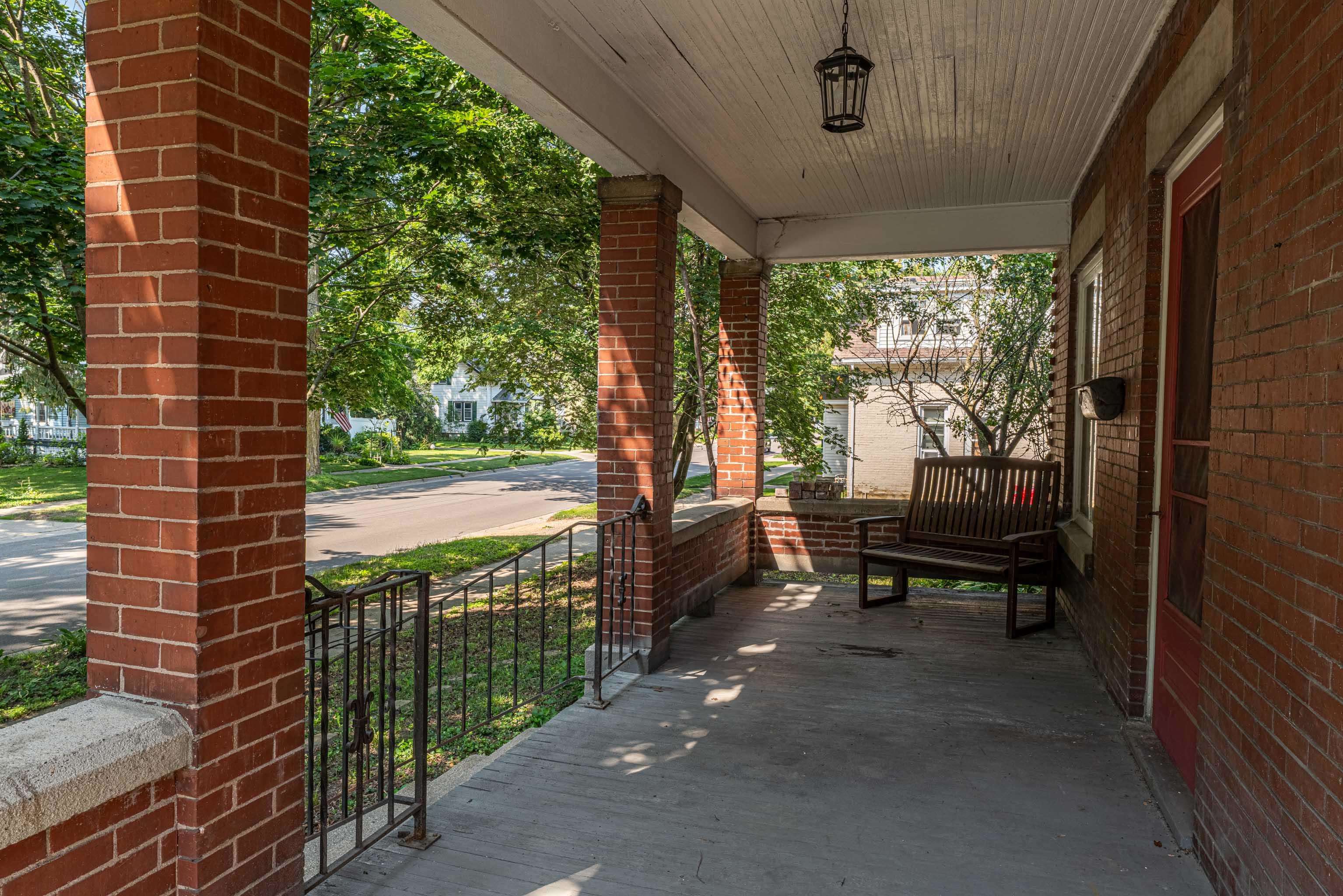 1729 16th Street Monroe, WI 53566 - Photo 4 of 56