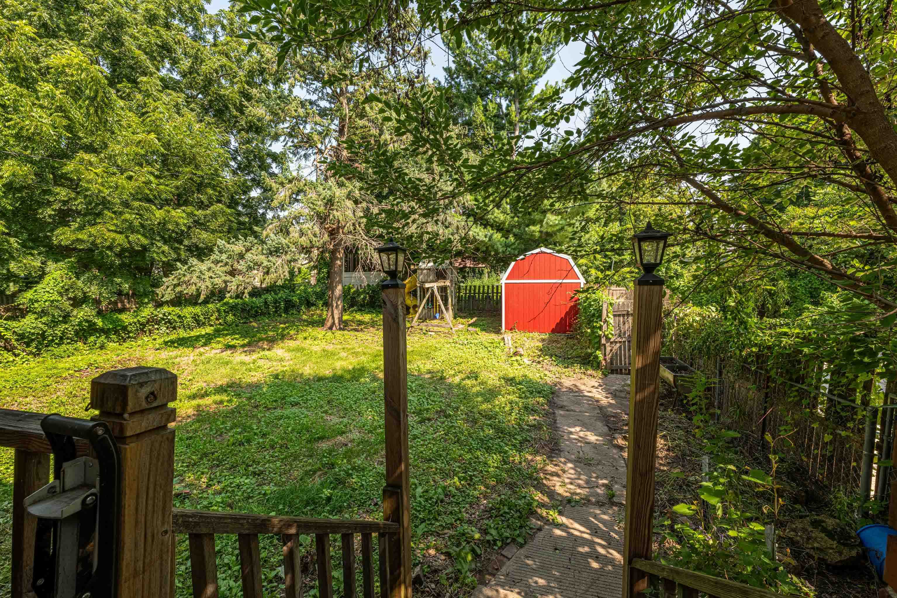 1729 16th Street Monroe, WI 53566 - Photo 48 of 56