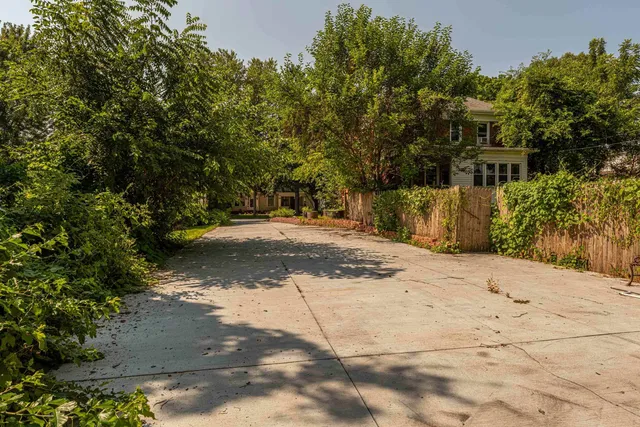 $199,900 | 1729 16th Street, Monroe, WI 53566