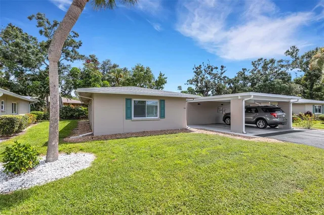 a view of house and outdoor space