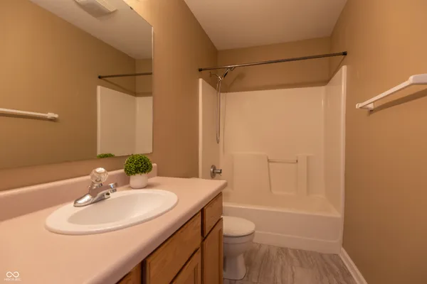 $2,200 | 11389 Songbird Lane, Fishers, IN 46038