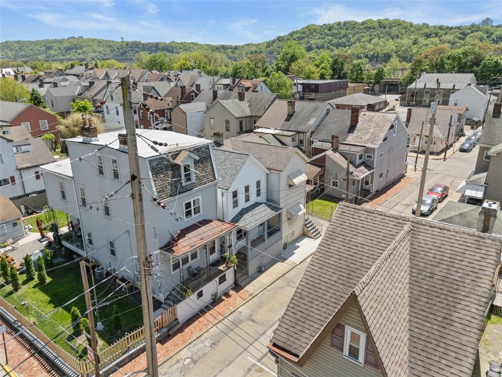 210 19th Street Pittsburgh, PA 15215 - Photo 3 of 33 a picture of city view