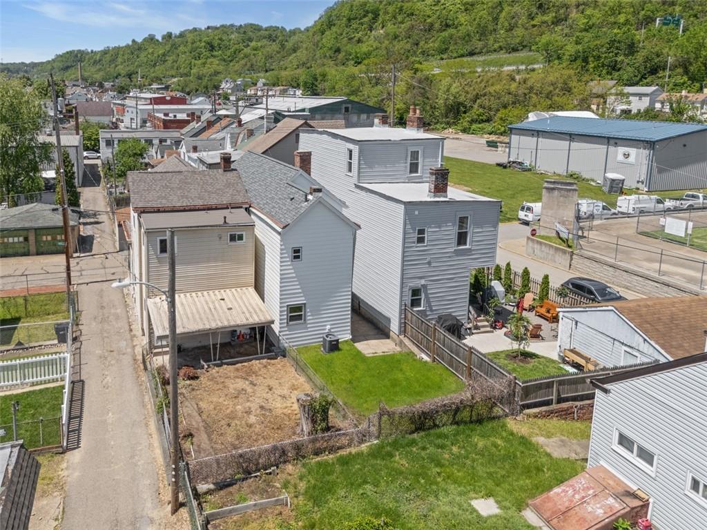 210 19th Street Pittsburgh, PA 15215 - Photo 31 of 33 an aerial view of a house with a yard