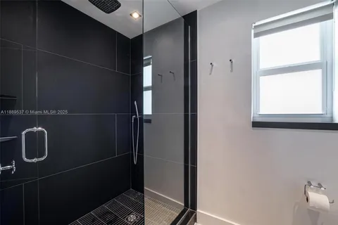 $1,895,000 | 1024 Lenox Avenue, Unit 8, Miami Beach, FL 33139