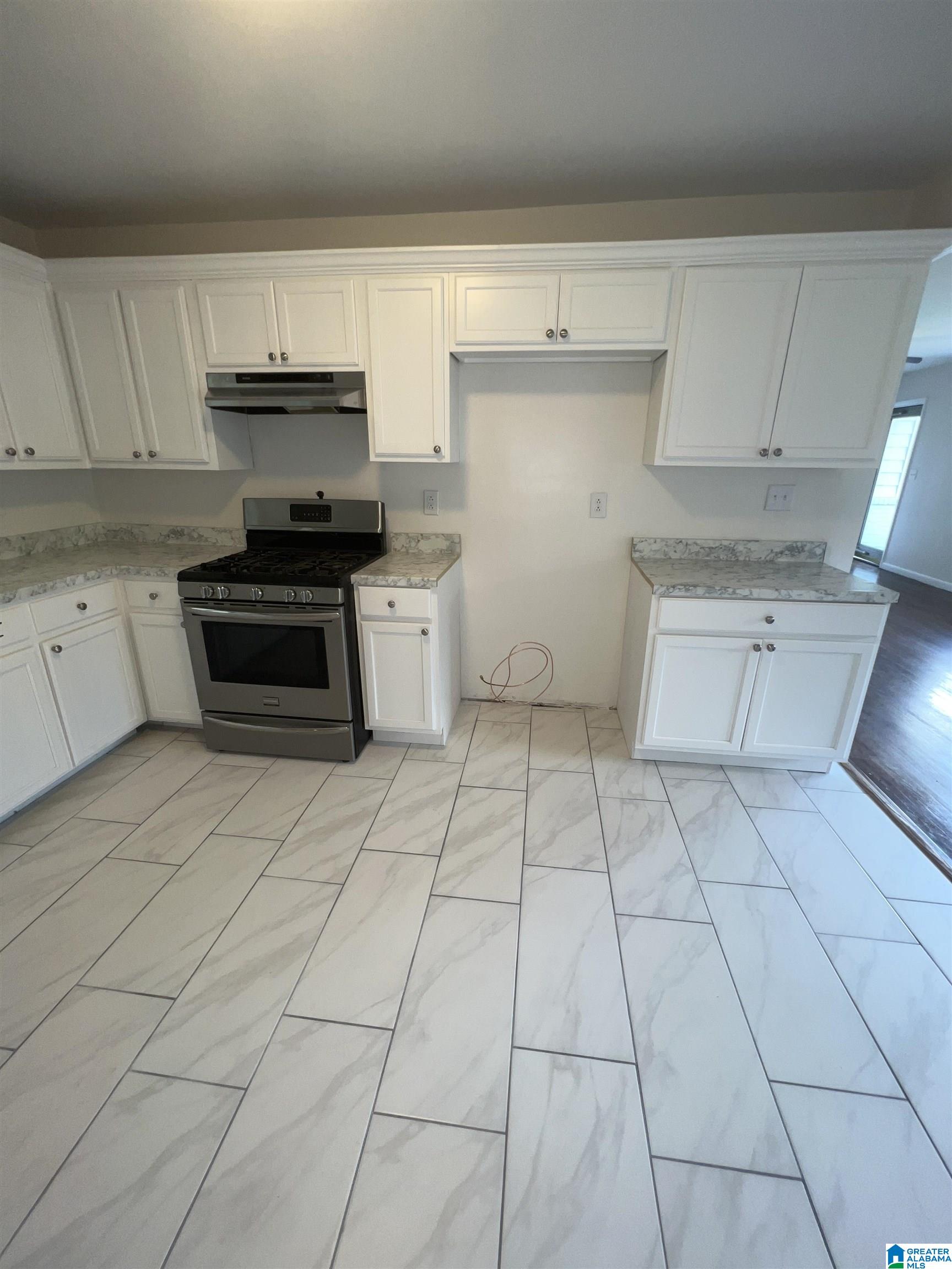 2612 5th Way Northwest Center Point, AL 35215 - Photo 10 of 15