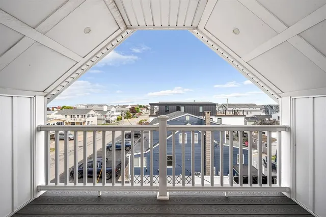 $4,800 | 352 Portsmouth Avenue, Seabrook, NH 03874