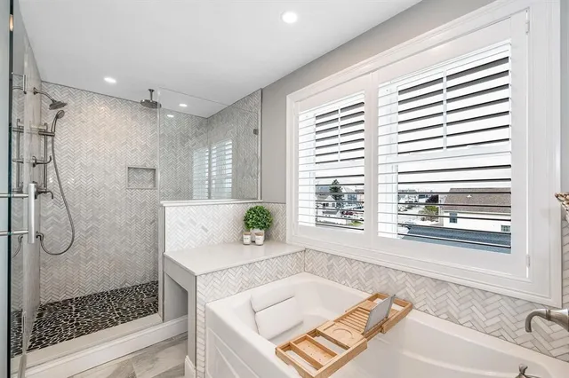 $4,800 | 352 Portsmouth Avenue, Seabrook, NH 03874