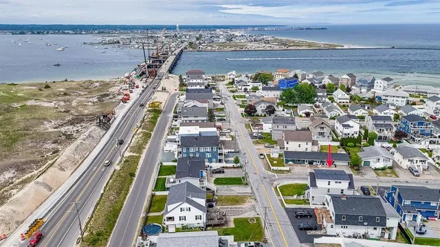 $4,800 | 352 Portsmouth Avenue, Seabrook, NH 03874