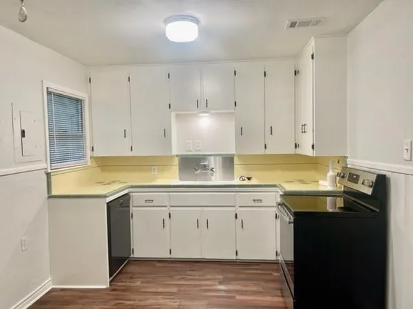 $1,495 | 3760 Kris Street, North Richland Hills, TX 76180