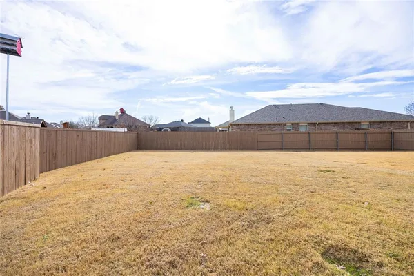 $2,380 | 1401 Nicholas Lane, Little Elm, TX 75068