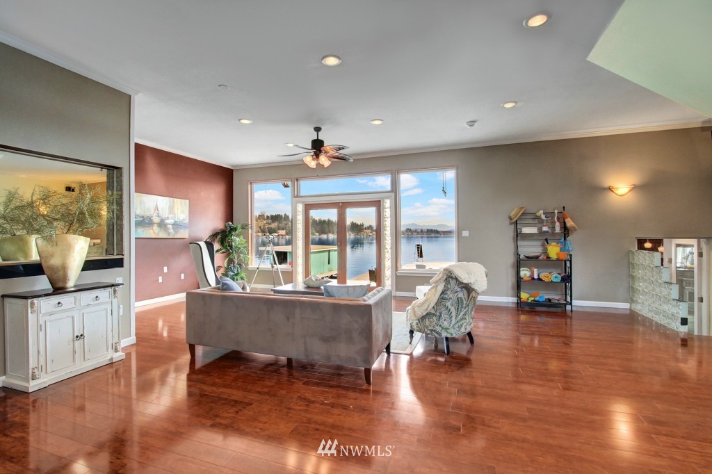 2009 Vernon Road Lake Stevens, WA 98258 - Photo 3 of 23
