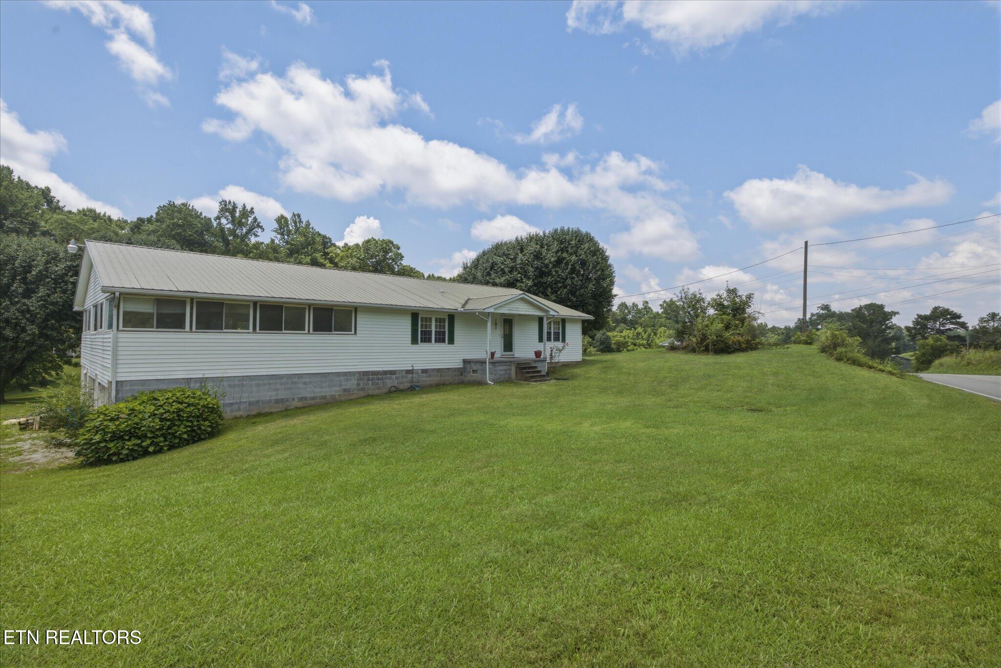 193 Loyston Road Maynardville, TN 37807 - Photo 2 of 46 02-IMG_0134