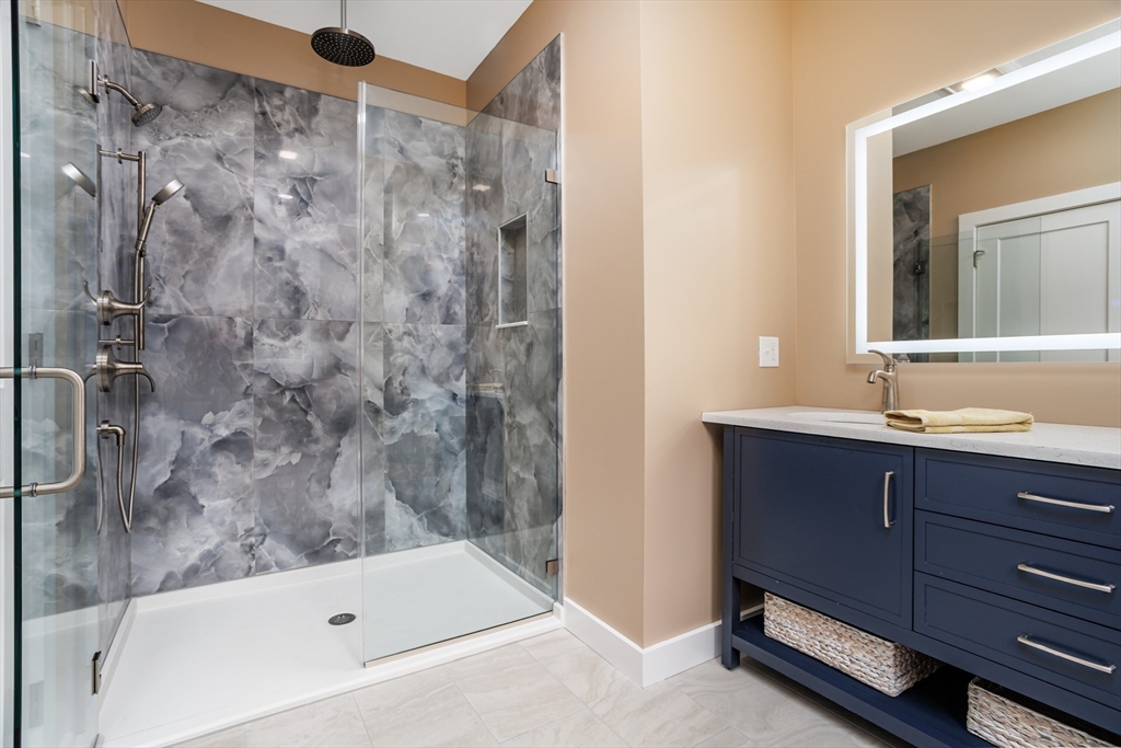 2 Elm Street Westminster, MA 01473 - Photo 23 of 42