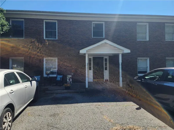 $449,000 | 824 Summit Street, Walnut Cove, NC 27052
