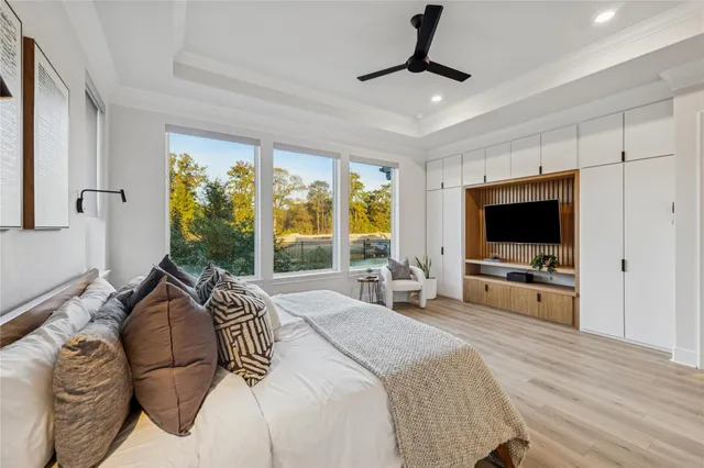 $998,900 | 5217 Liberty Cove Drive, Spring, TX 77386