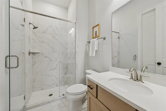 $998,900 | 5217 Liberty Cove Drive, Spring, TX 77386