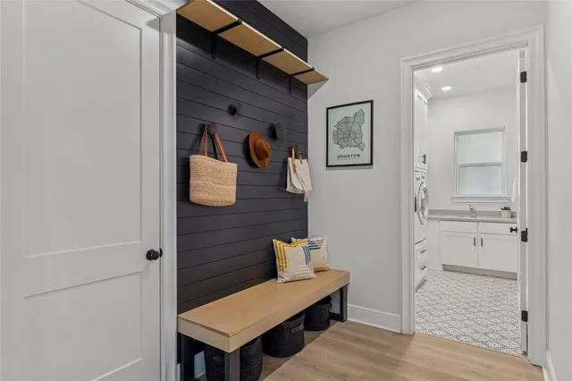 $998,900 | 5217 Liberty Cove Drive, Spring, TX 77386