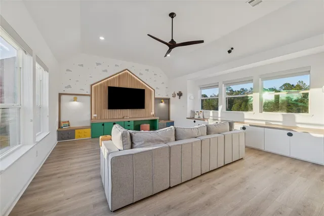 $998,900 | 5217 Liberty Cove Drive, Spring, TX 77386