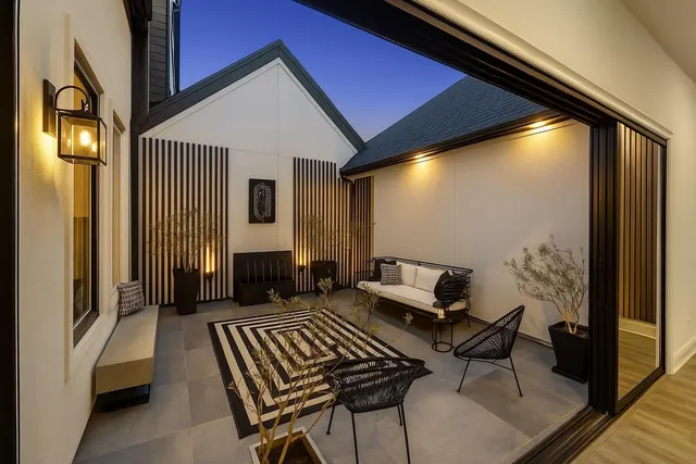 $998,900 | 5217 Liberty Cove Drive, Spring, TX 77386