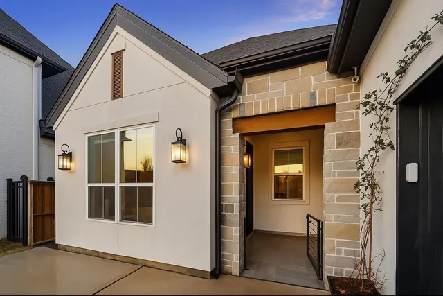 $998,900 | 5217 Liberty Cove Drive, Spring, TX 77386