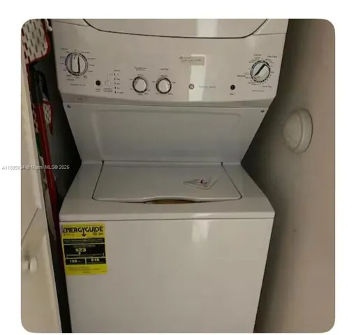 a close up view of washer and dryer