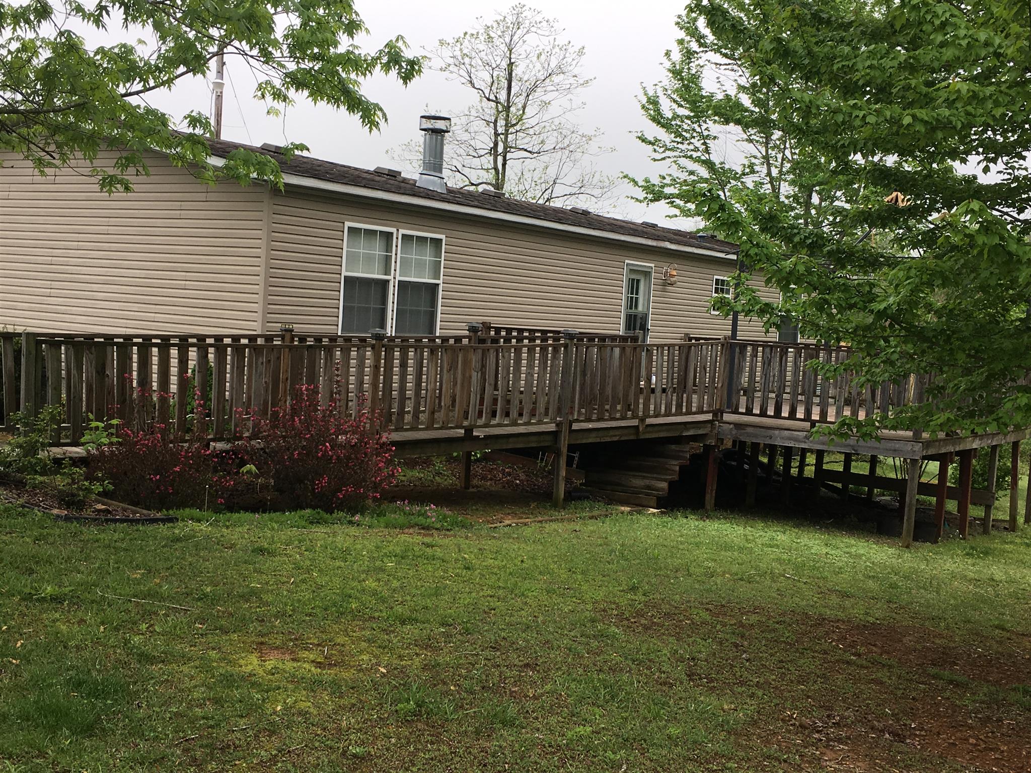 591 Bloom Landing Road Charlotte, TN 37036 - Photo 3 of 17 Gallery Image 3