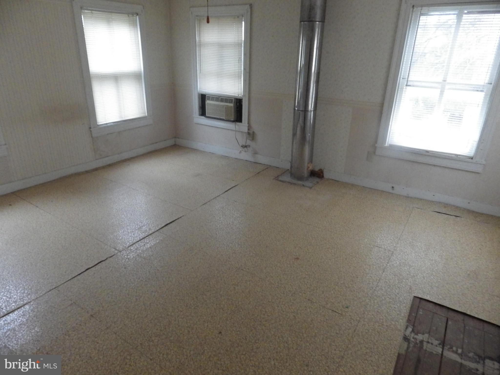 4888 Crosby Road Rock Hall, MD 21661 - Photo 10 of 14 Family Room
