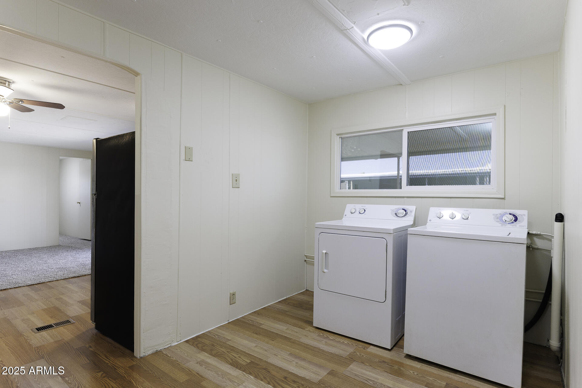 2100 North Trekell Road, Unit 120 Casa Grande, AZ 85122 - Photo 14 of 28 Laundry Room View