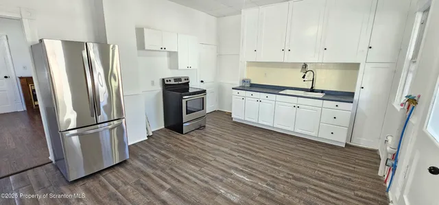 $1,700 | 126 South Rebecca Avenue, Scranton, PA 18504