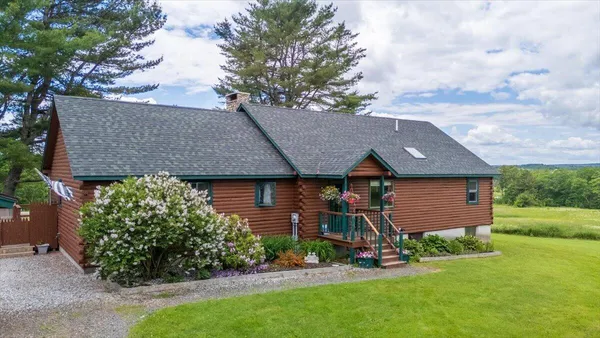 $475,000 | 22 Oyster River Road, Thomaston, ME 04861