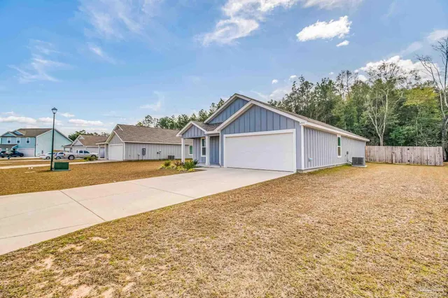 $2,250 | 4719 Pearl Ridge Road, Pace, FL 32571
