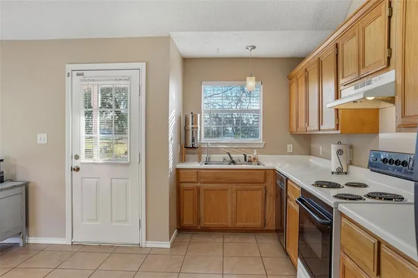 $199,000 | 1013 Solomon Drive, Commerce, TX 75428