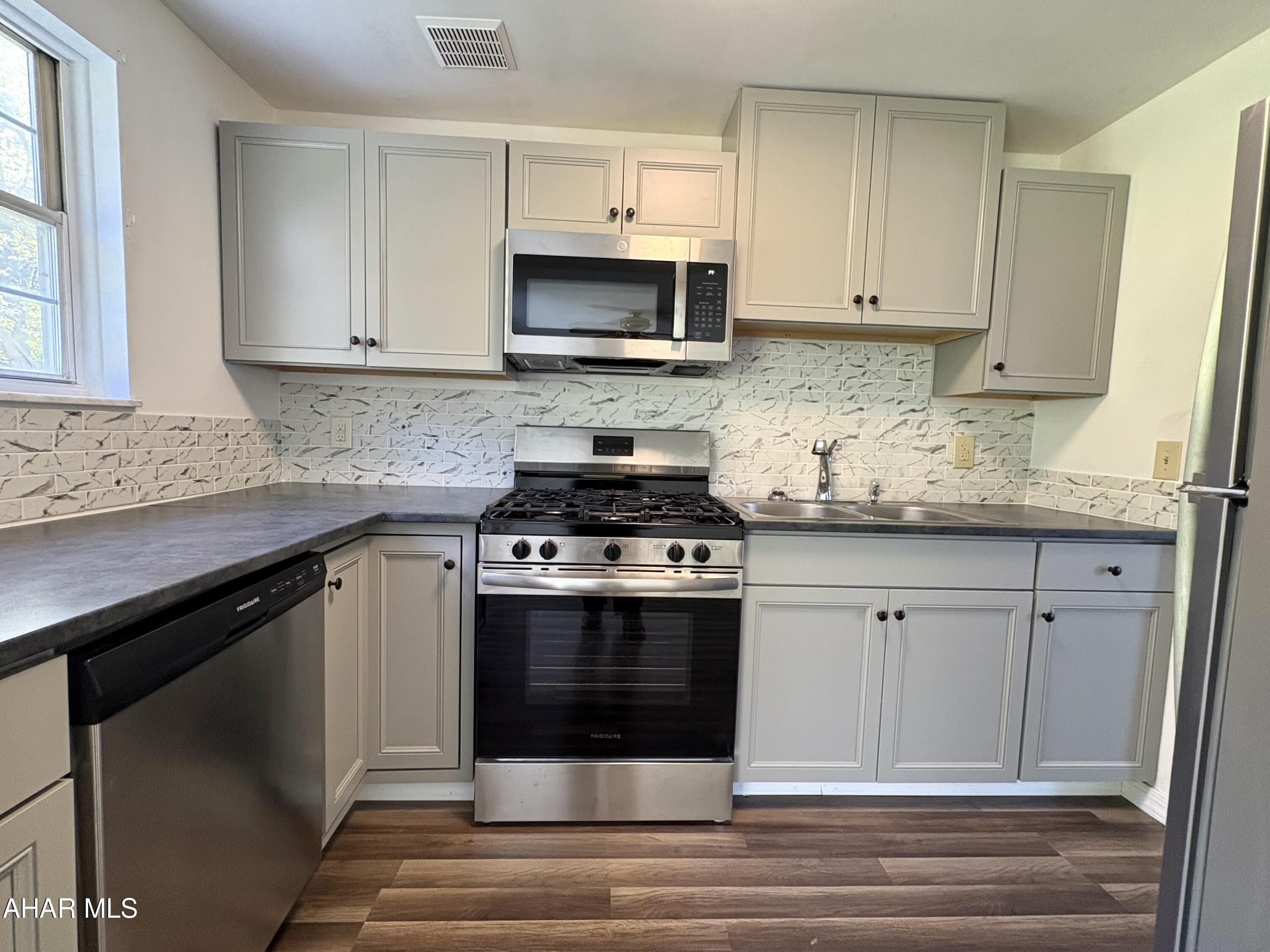 444 Highway 356 Apollo, PA 15613 - Photo 8 of 24