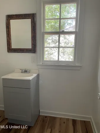 $82,000 | 220 Wildwood Terrace, Jackson, MS 39212