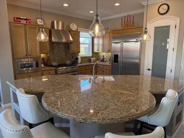 $6,000 | 81450 Moonstone Court, La Quinta, CA 92253