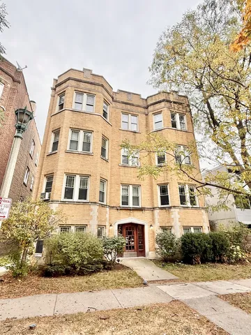$2,000 | 314 North Maple Avenue, Unit 3S, Oak Park, IL 60302
