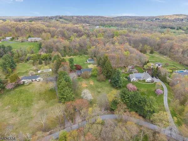 $925,000 | 46 Sutton Road, Califon, NJ 07830