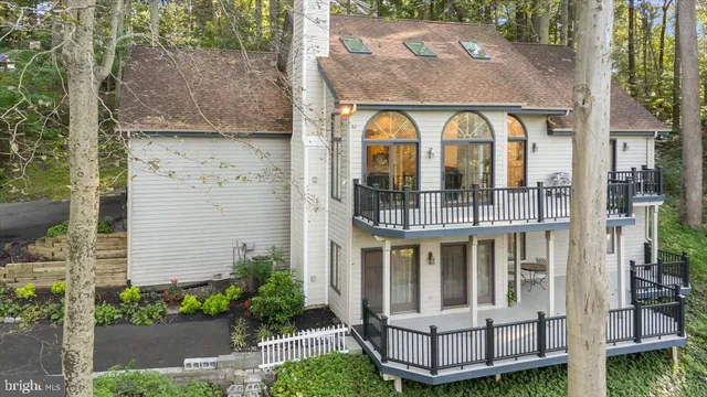 $635,000 | 2 Briarwood Court, Landenberg, PA 19350