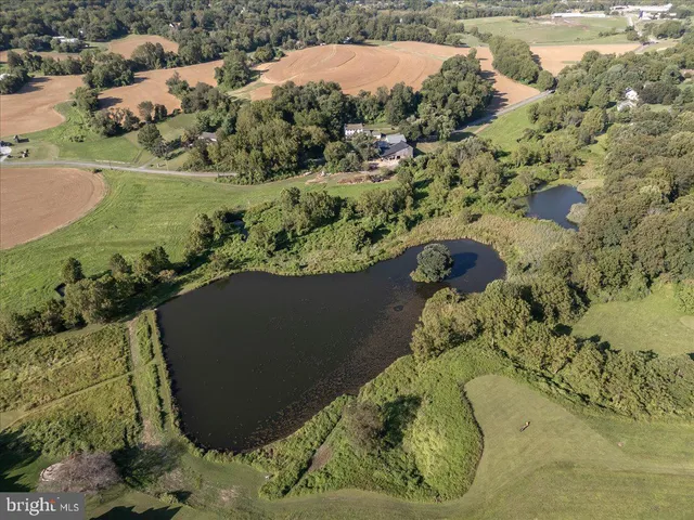 $635,000 | 2 Briarwood Court, Landenberg, PA 19350