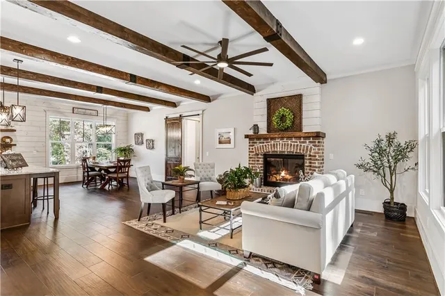 $3,500 | 6 Whisper Place, Marble Hill, GA 30148