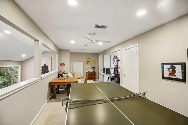 $925,000 | 34 Highbush Court, The Woodlands, TX 77381