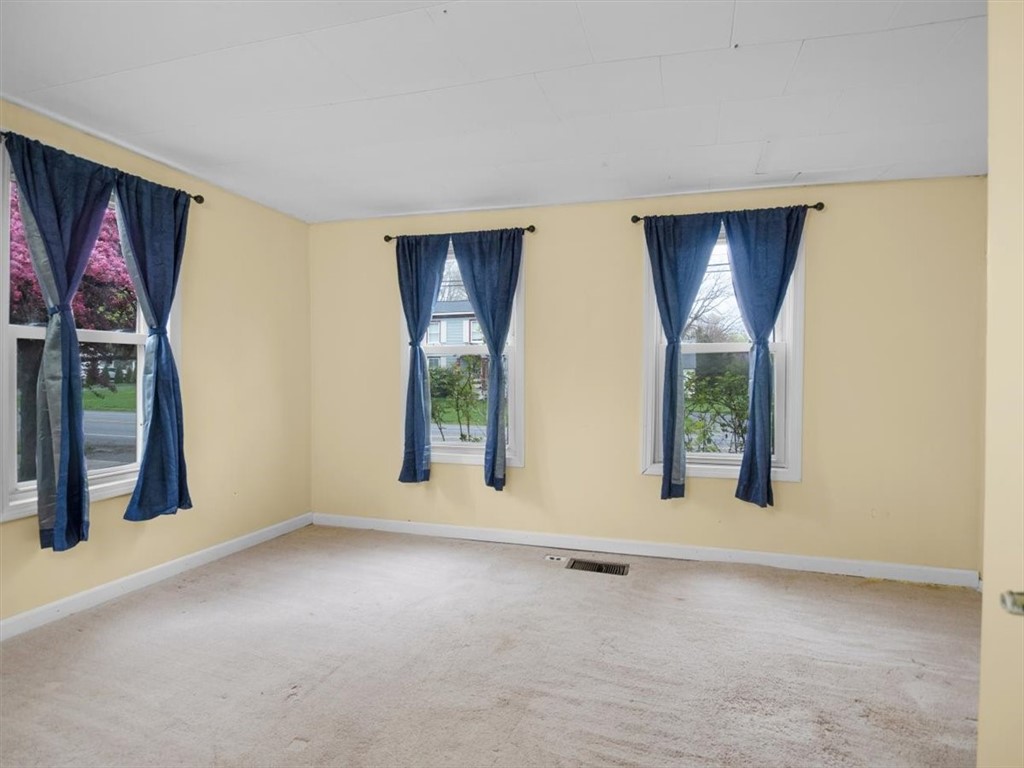 2095 Baird Road Penfield, NY 14526 - Photo 16 of 49