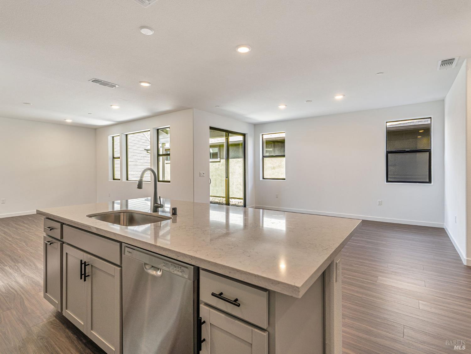 9029 Camino Colegio Rohnert Park, CA 94928 - Photo 4 of 11