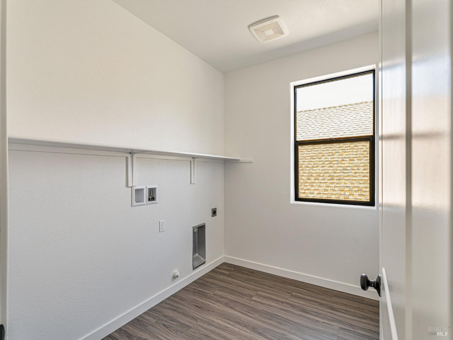 9029 Camino Colegio Rohnert Park, CA 94928 - Photo 9 of 11