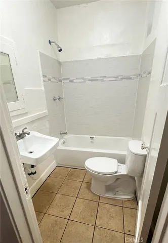 $1,480 | 1421 Valencia Street, Los Angeles, CA 90015